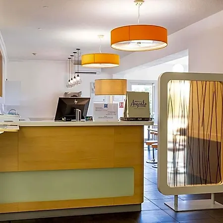 Ibis Budget Sud A9/a61 Hotel